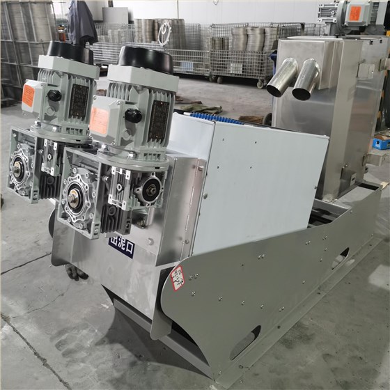 132型疊螺機(jī) 132型疊螺機(jī)