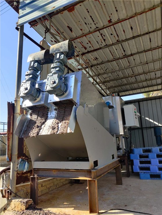 馬蹄粉廠疊螺機(jī) 馬蹄粉廠疊螺機(jī)