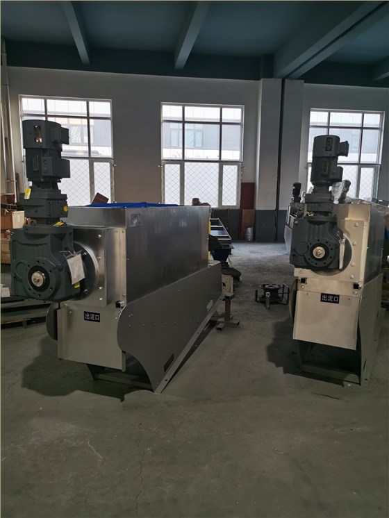 疊螺機(jī)含水率 疊螺機(jī)含水率